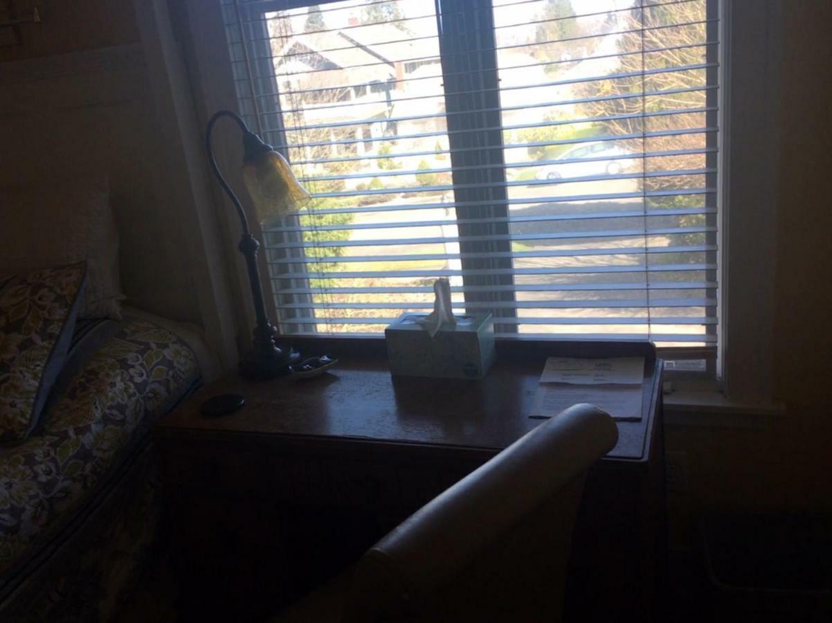 The Villa Bed & Breakfast (Adults Only) Tacoma Room photo